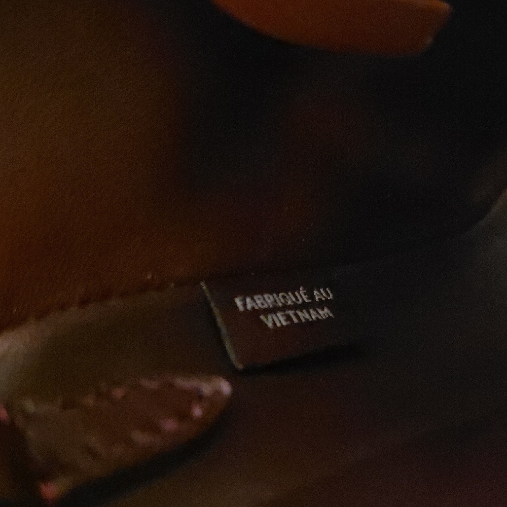 Coach 1941 Dinky Glovetanned Leather, Antique Black Hardware, Includes Dusty! - Picture 15 of 16
